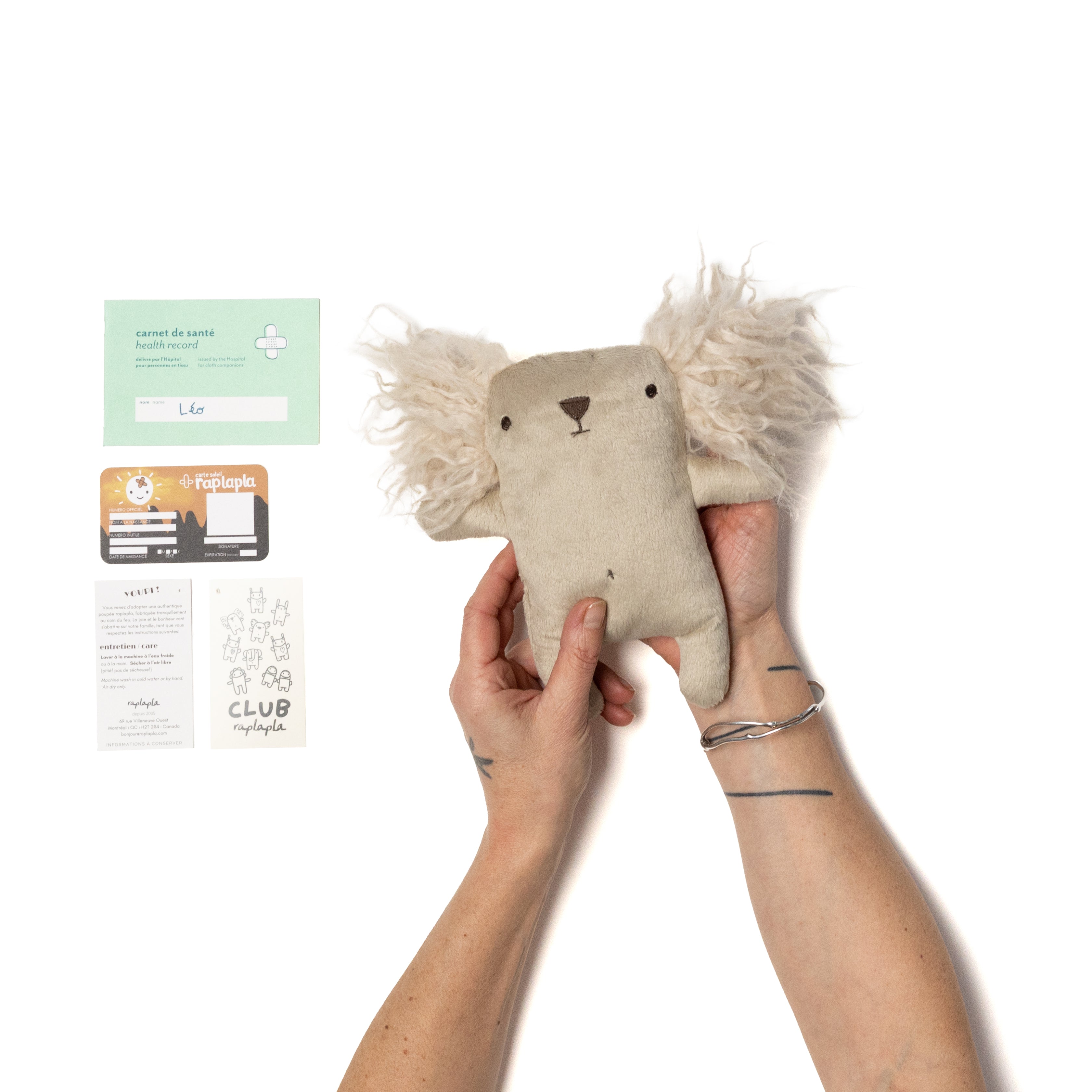 LÉO LE CHIEN - PELUCHE