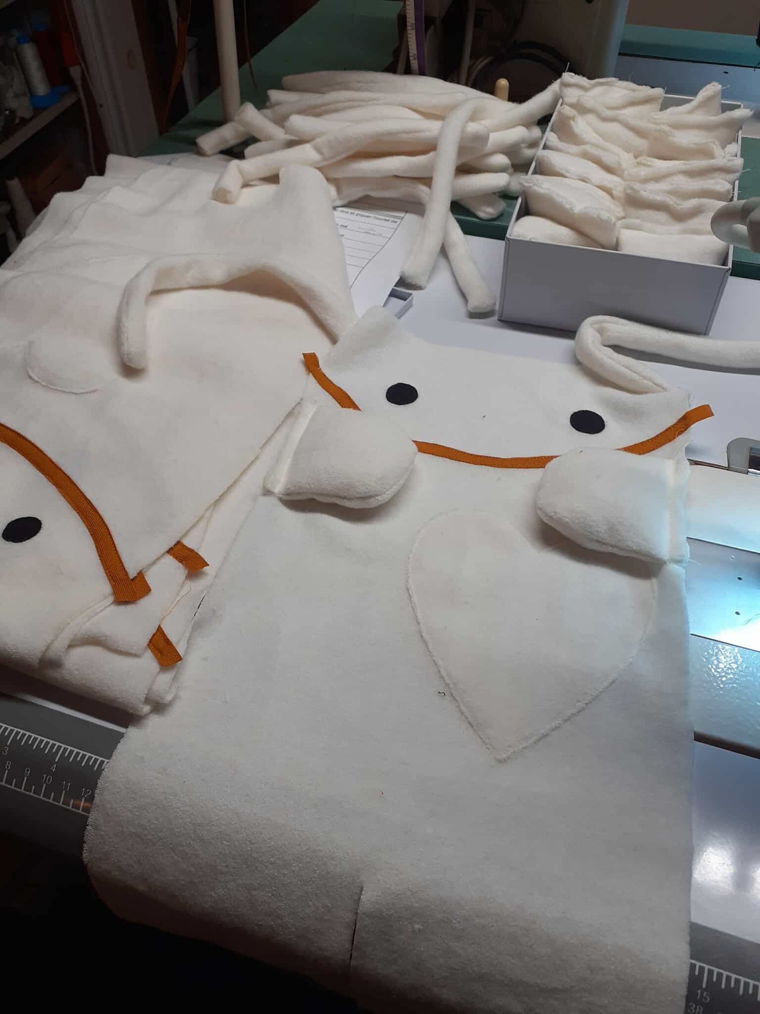 MONSIEUR TSÉ-TSÉ LOURD - PELUCHE DE RÉCONFORT