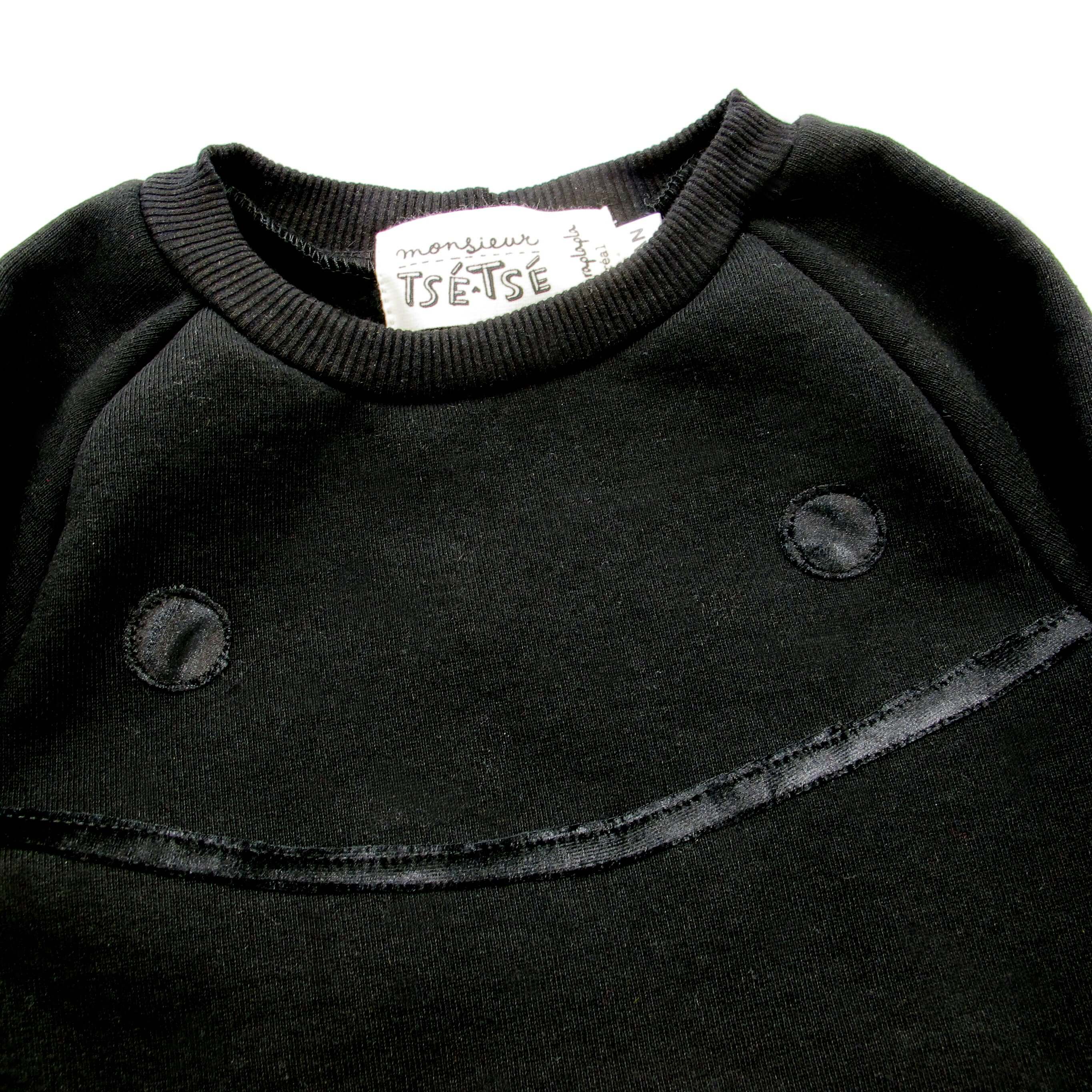 ADULT SWEATER - BLACK CREWNECK