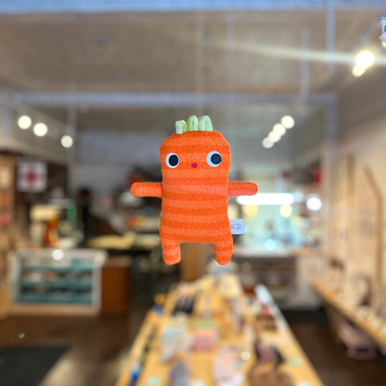 VAL THE BABY CARROT - STUFFED VEGGIE